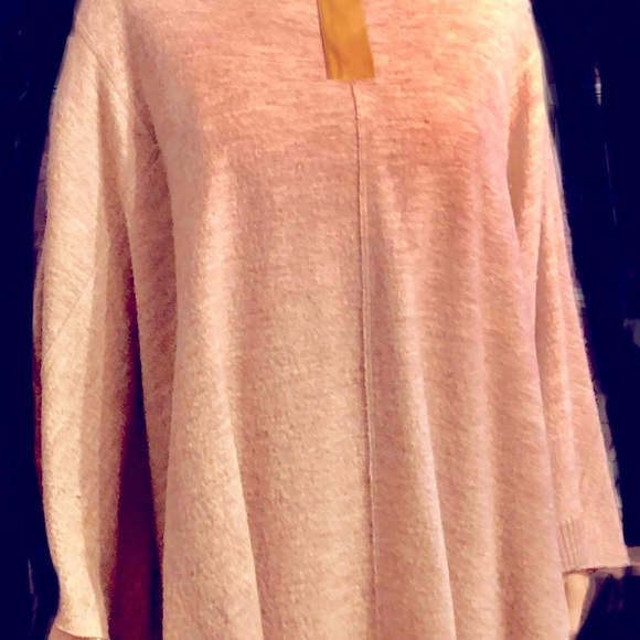 Escada Poncho with Hoodie and Snap Closure - Picture 7 of 12